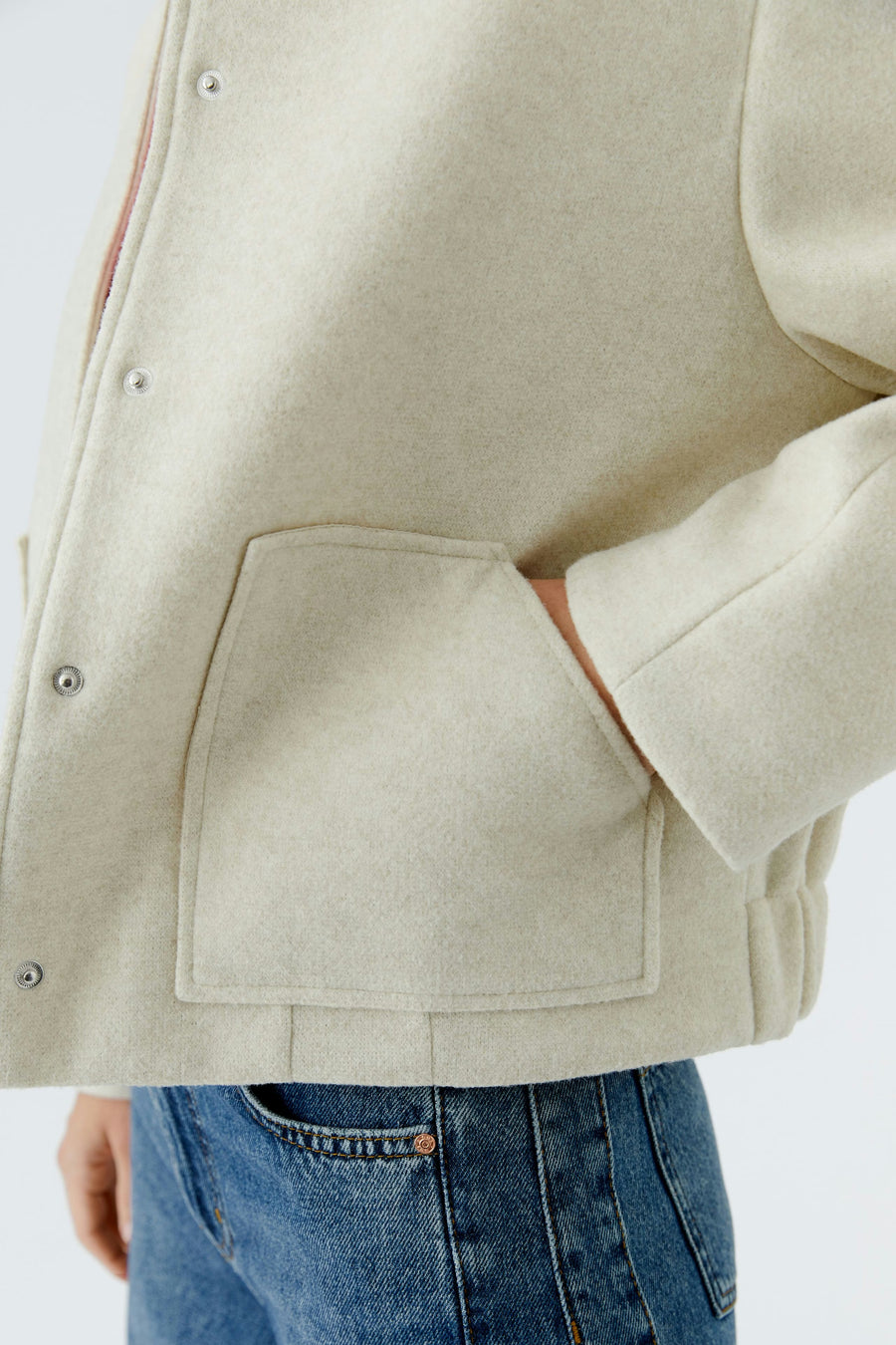 LIGHT BEIGE BLOUSON
