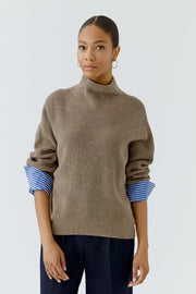 DETAIL BLOUSE PULLOVER
