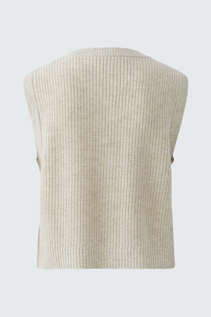 KNITTED VEST