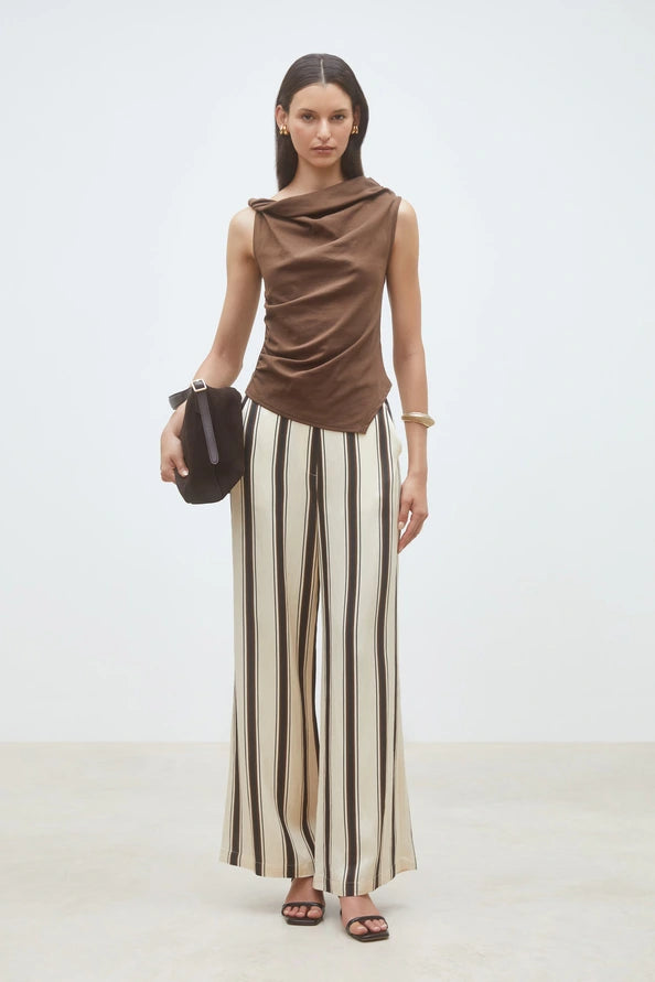 CHOCO SLEEVLESS KNOTTED TOP