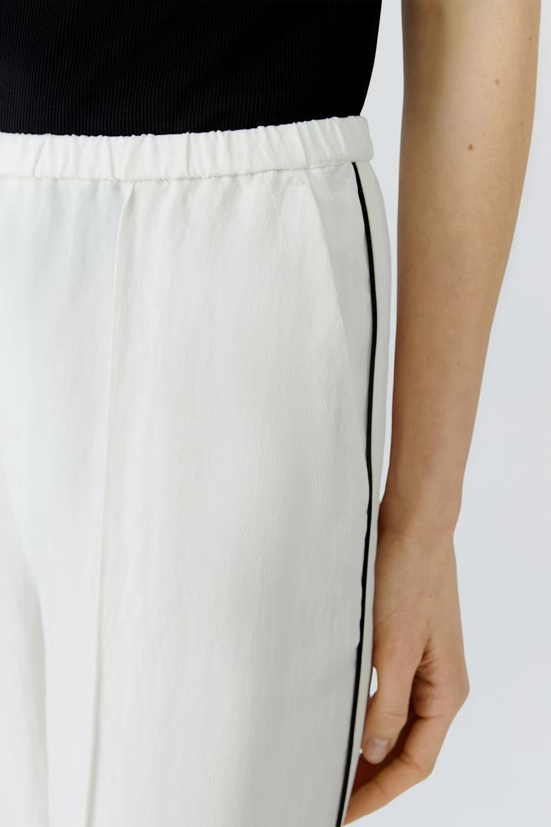 CONTRAST PIPE TROUSERS