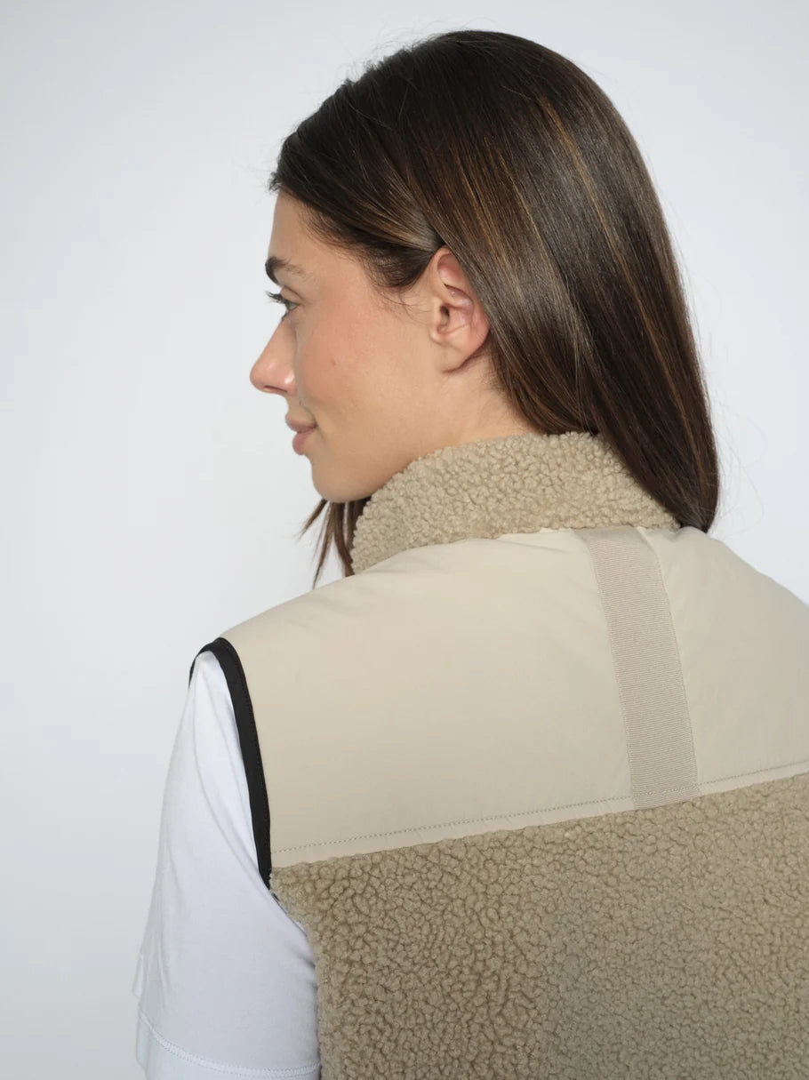 ROWE TEDDY VEST