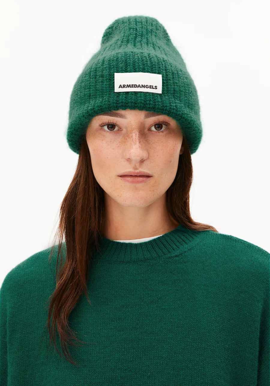 SNOWAA BEANIE