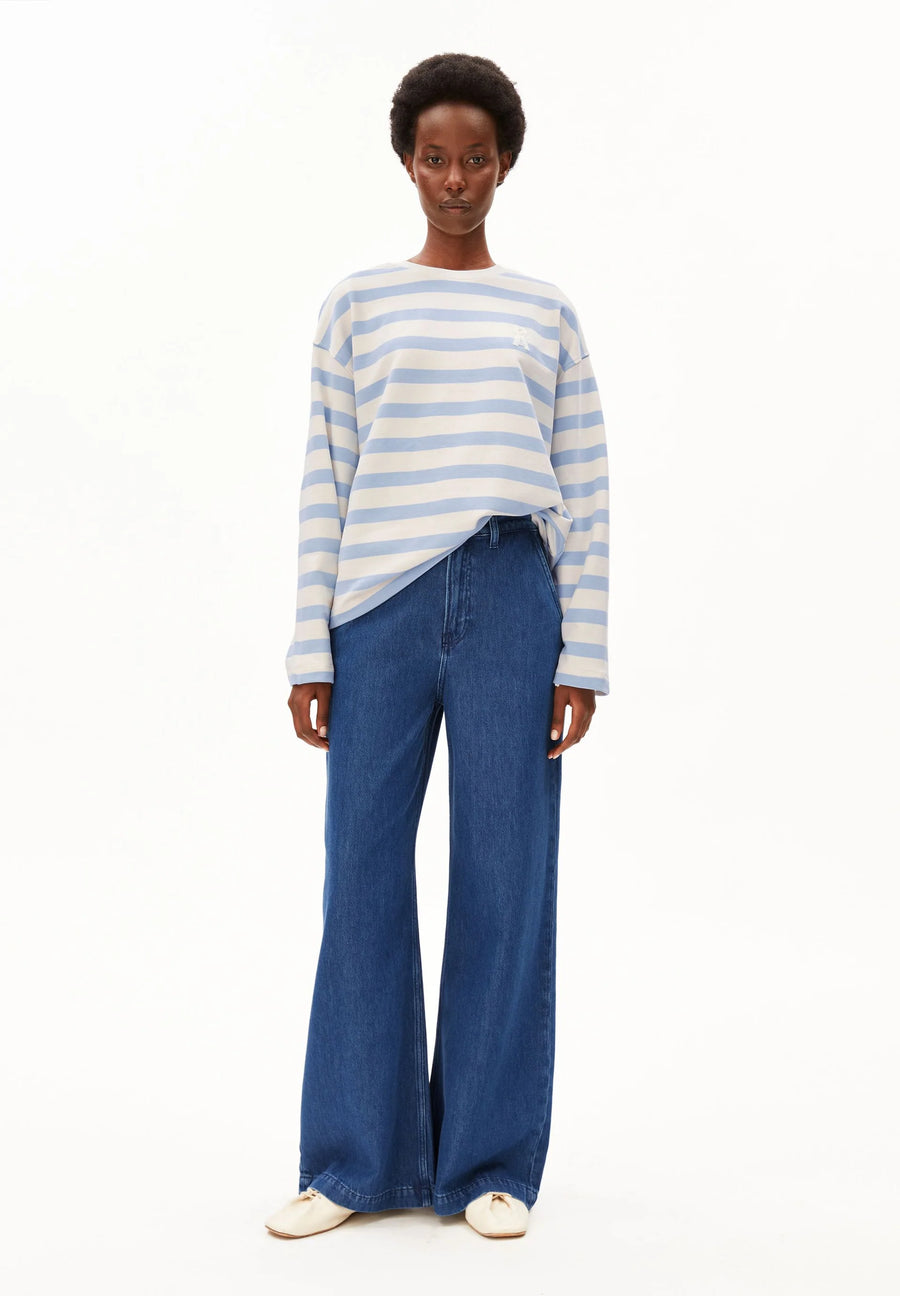ICONIC A FRANKAA BOLD SWEATER