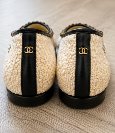 Tweed Chanel Ballet Flats, 39
