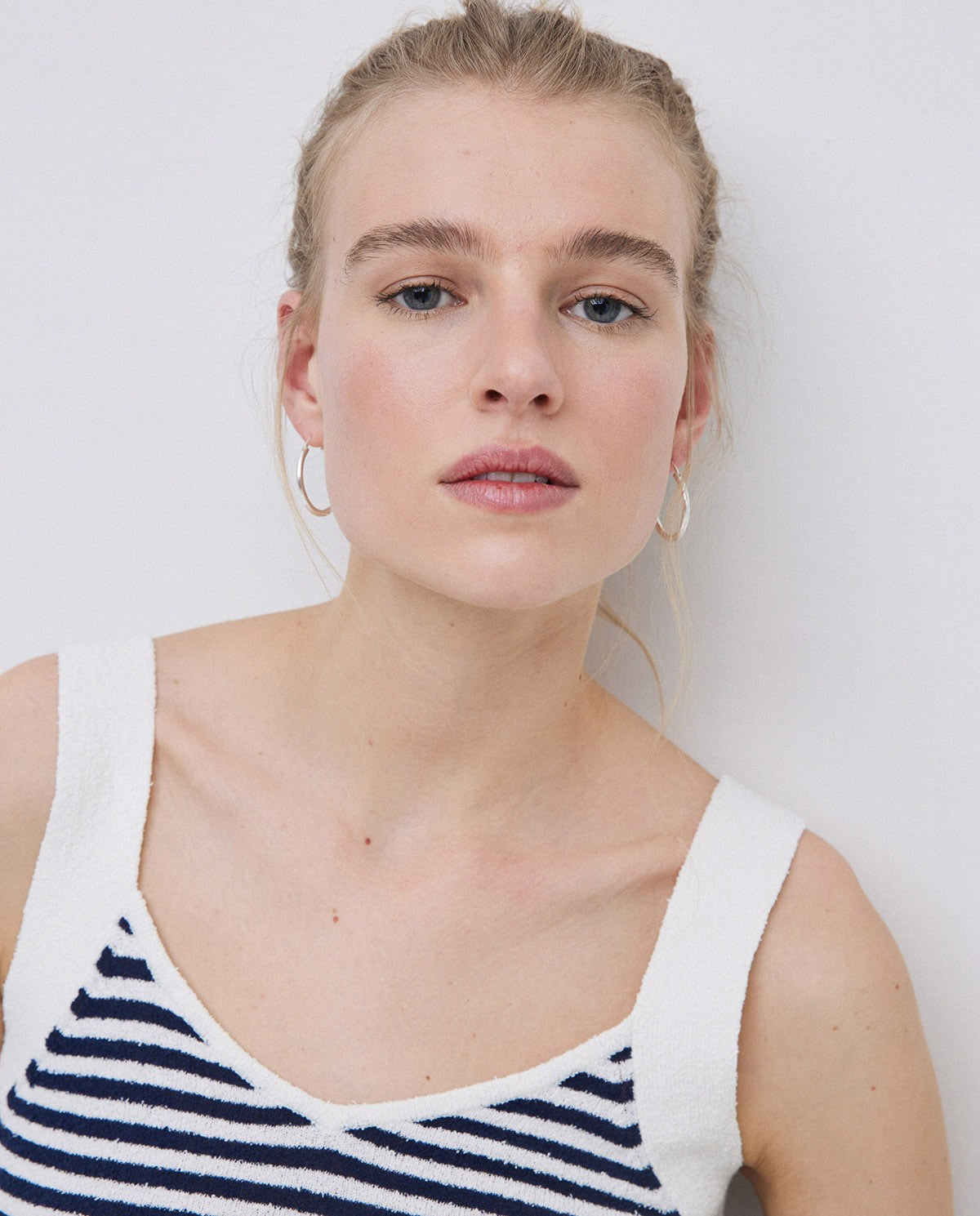 WOMEN'S DARK BLUE STRIPED V NECK CAMISOLE TOP