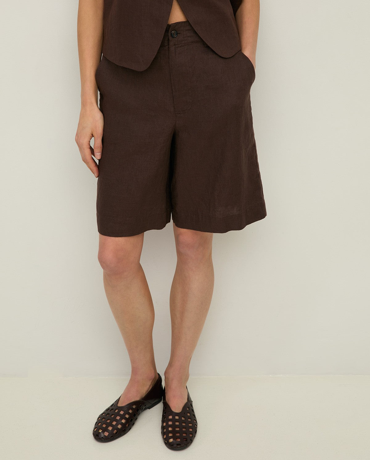 100% LINEN BERMUDA SHORTS