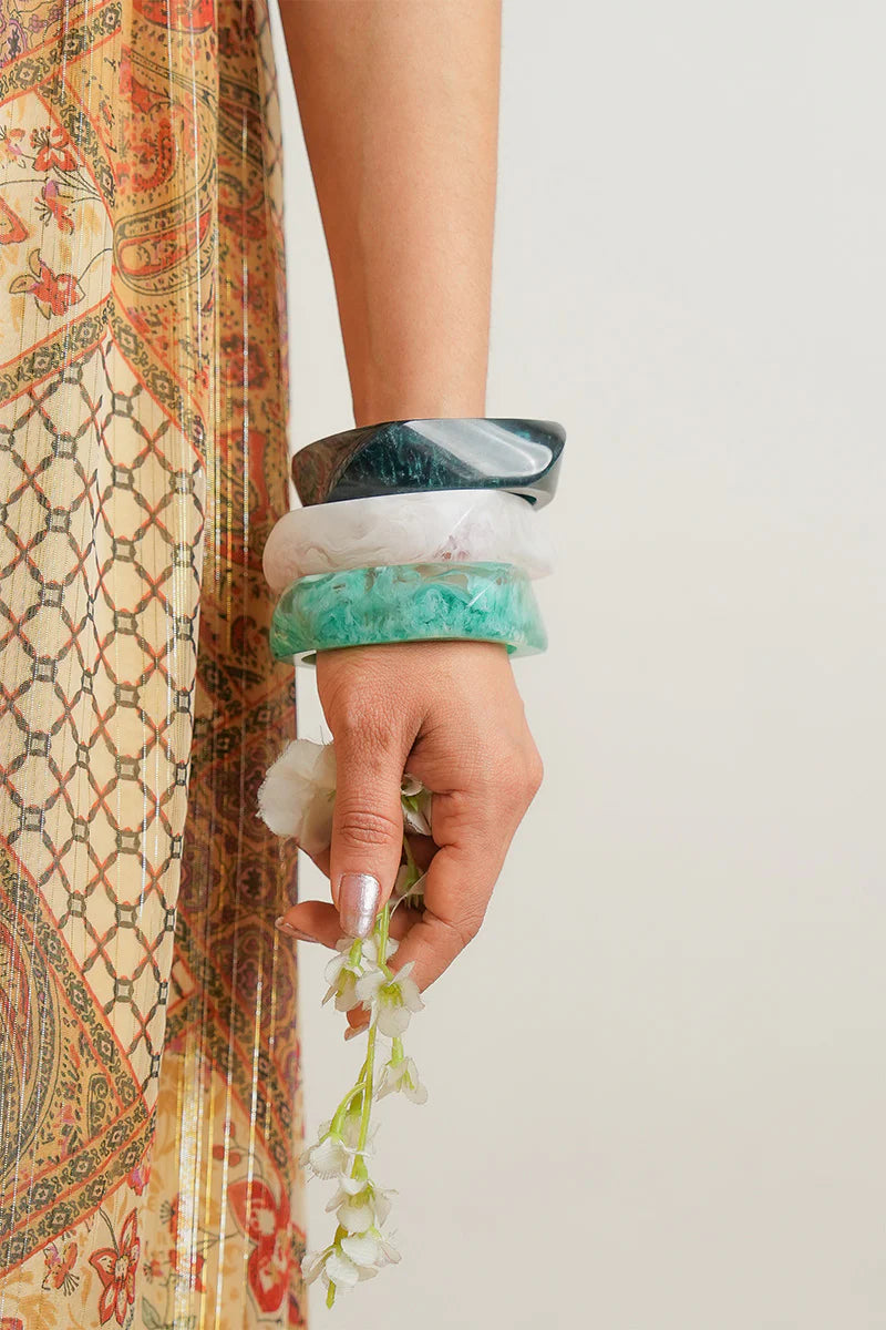 RESIN CHIC TRIO ARTISAN BANGLE SET