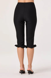 BLACK CROPPED CAPRI