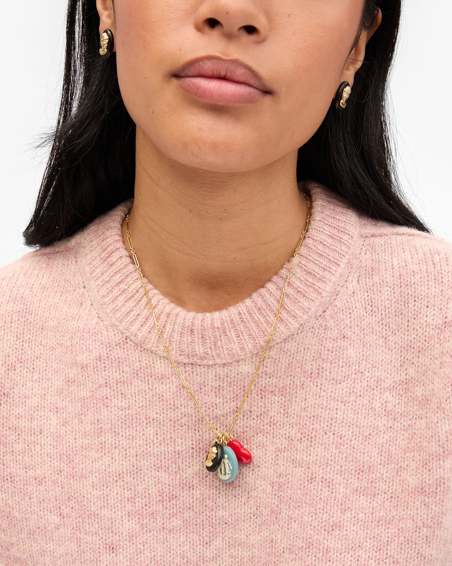 CAMEO CHARM NECKLACE