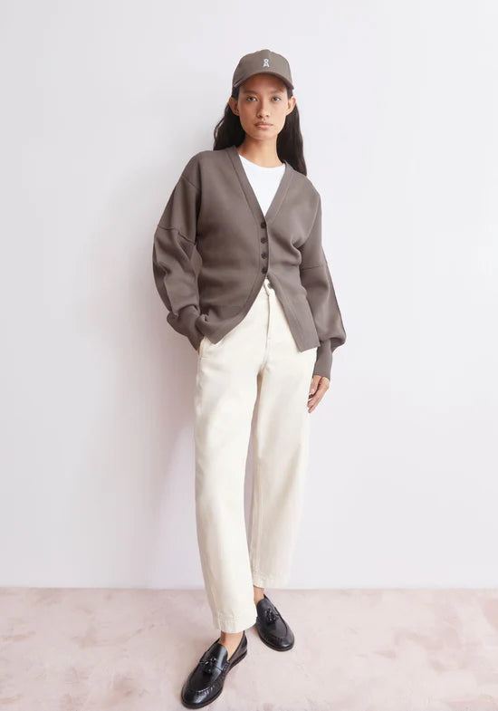 COMPACT BARREL KNIT CARDIGAN