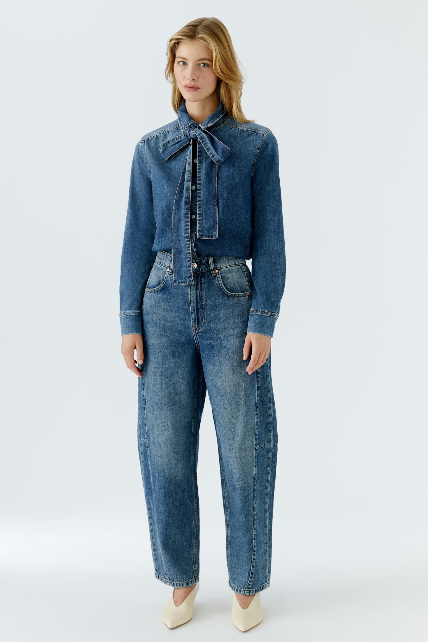 DENIM SHIRT WITH REMOVABLE BOW