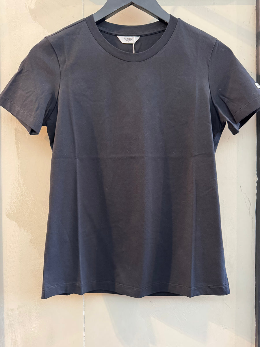 BLACK TEE