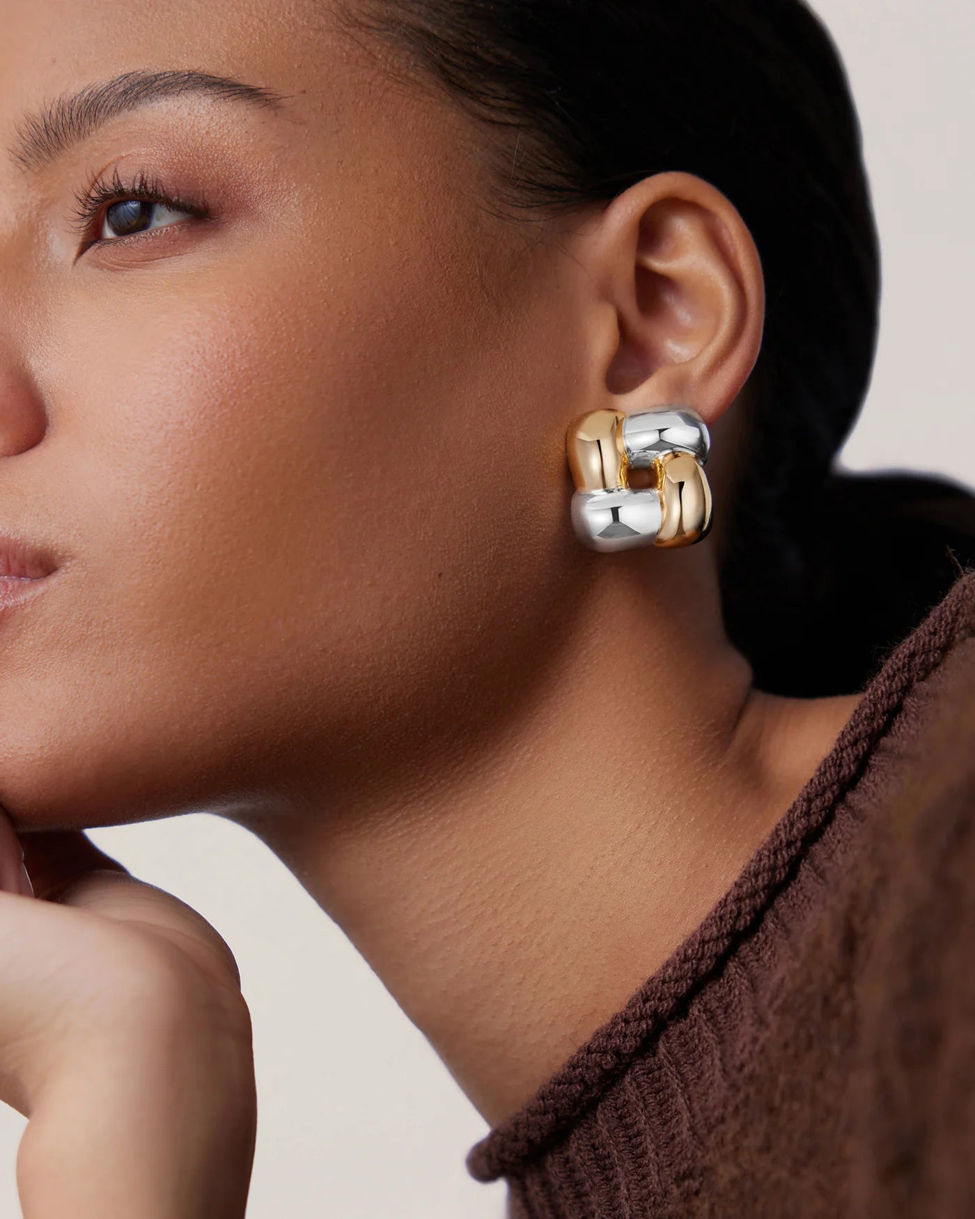 WOVEN SQUARE EARRINGS