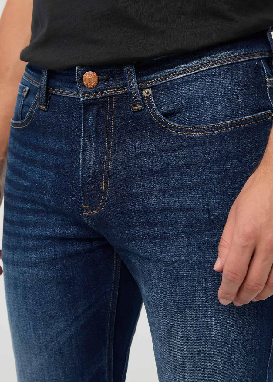 PERFORMANCE DENIM SLIM STRAIGHT