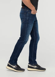 PERFORMANCE DENIM SLIM STRAIGHT