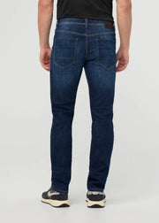 PERFORMANCE DENIM SLIM STRAIGHT