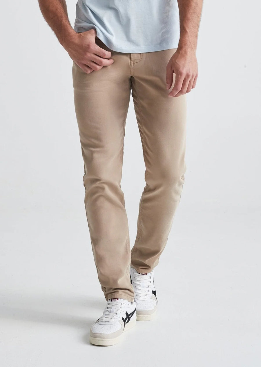 NO SWEAT SLIM STRAIGHT (DESERT KHAKI)