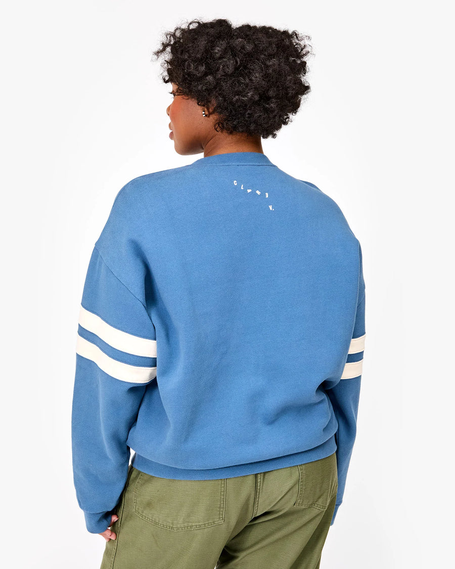 WOMEN'S OVERSIZED VARSITY SWEATSHIRT