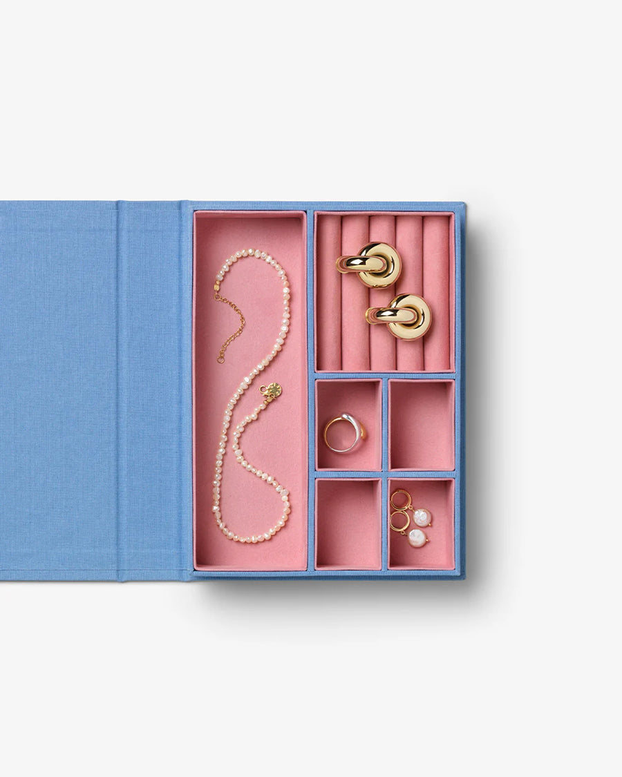SASSY JEWELERY BOX