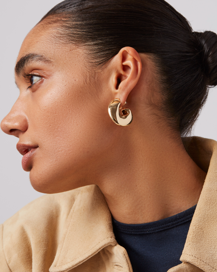 GIGI HOOPS