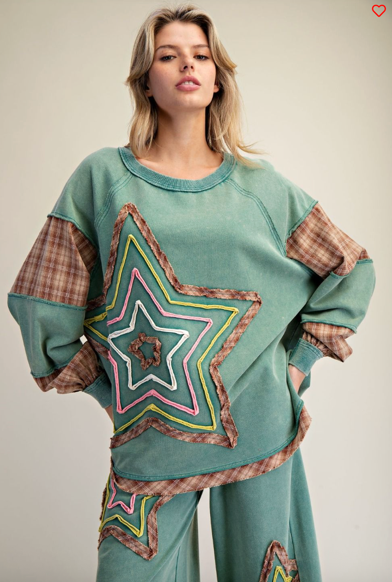 STAR PATCH WASHED TERRY PULLOVER