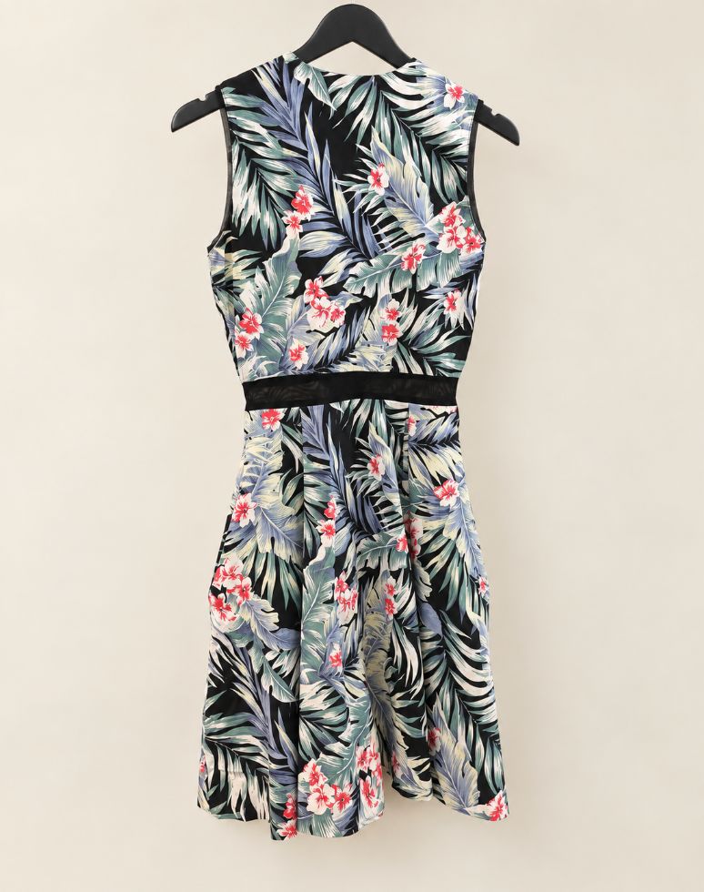 Marigold Par Marilyne Baril Tropical Print Sleeveless Dress