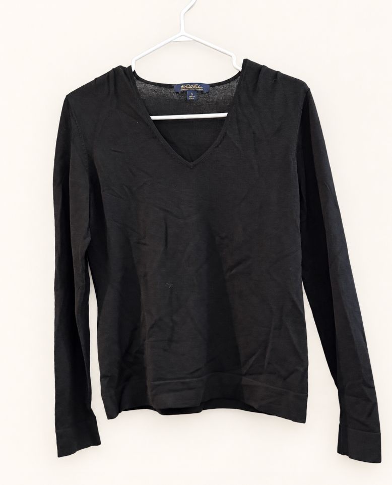 Brooks Brothers Black Extra-Fine Italian Merino V-Neck Sweater