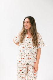 WOMEN'S CHRISTMAS VILLAGE MATCHING PJS