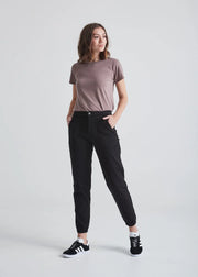 LIVE FREE HIGH RISE JOGGER