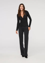 RIBBED PIMA FITTED BUTTON DOWN