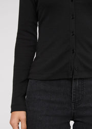 RIBBED PIMA FITTED BUTTON DOWN
