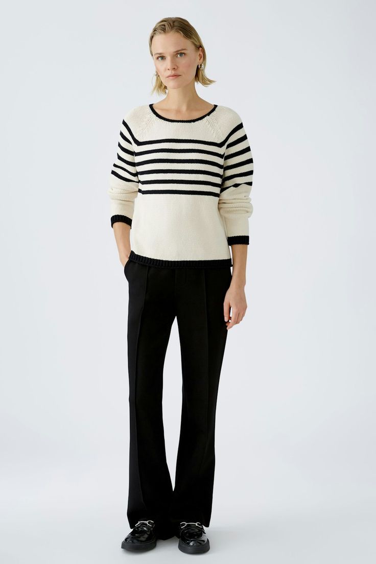 WOMEN'S BLACK TROUSER