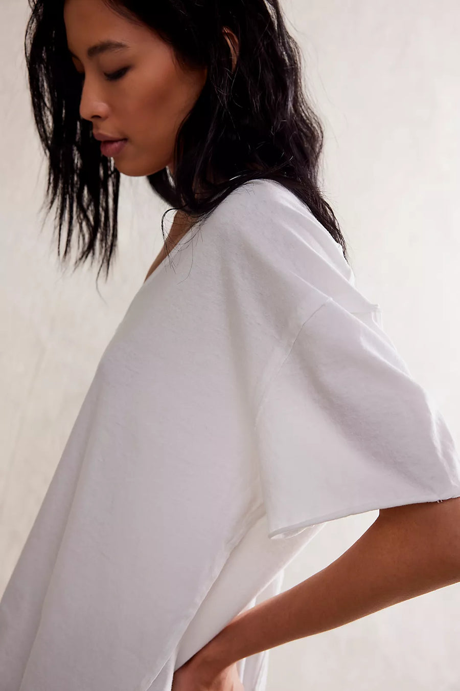 WE THE FREE NINA V NECK TEE